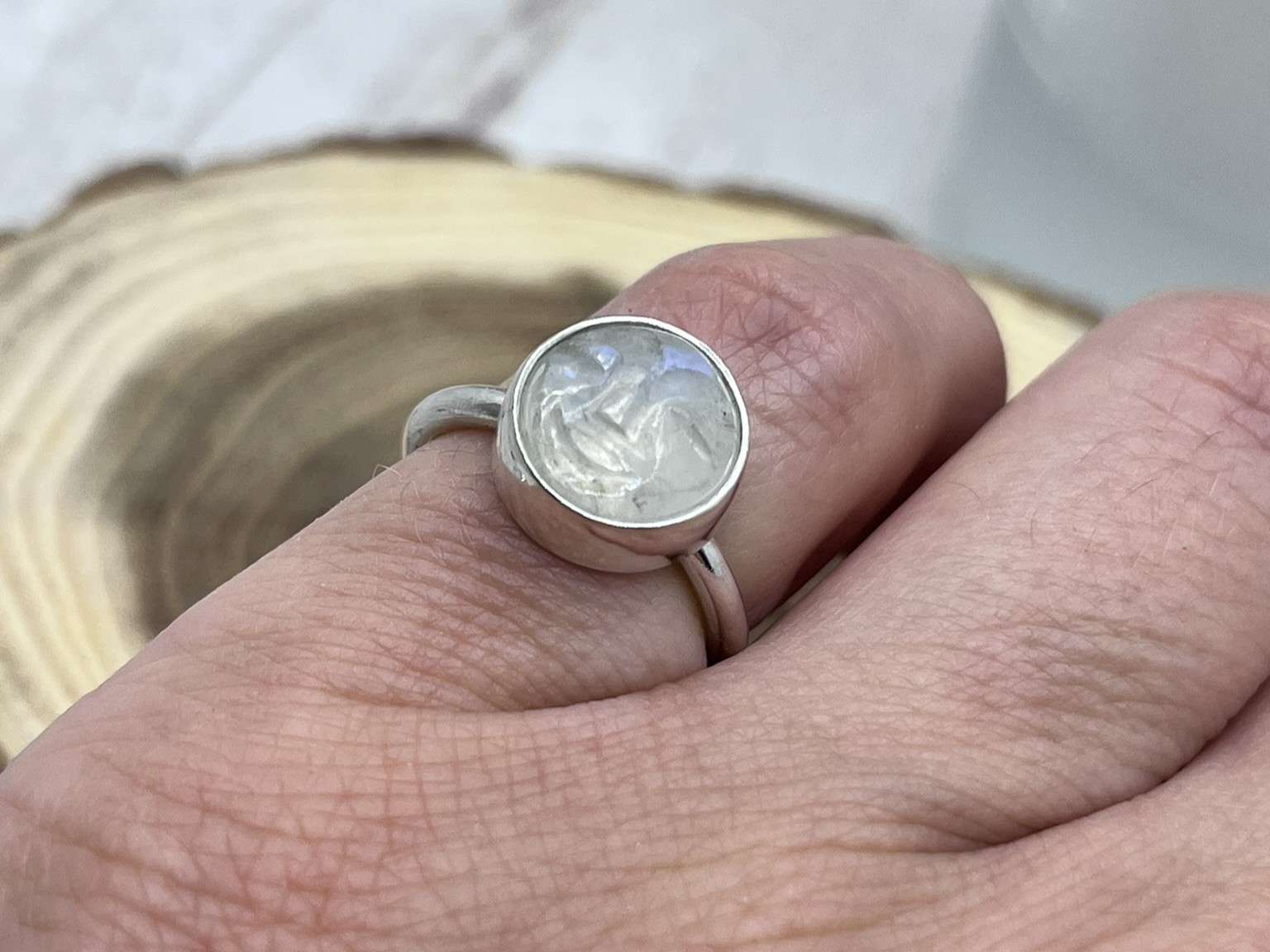 Telihold ezüst gyűrű holdkővel