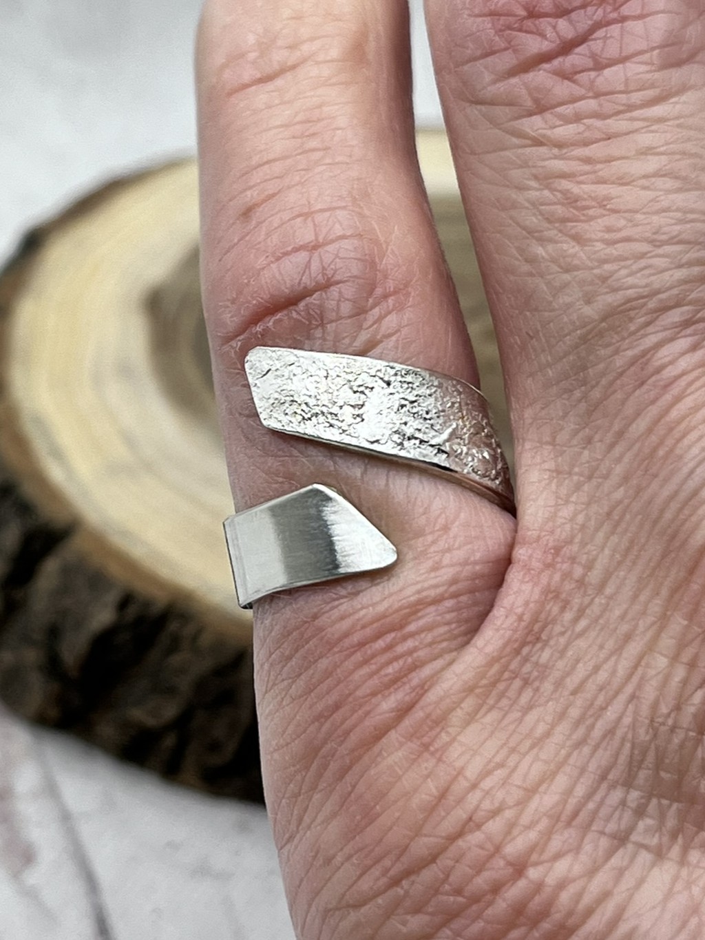 Széles ezüst gyűrű 