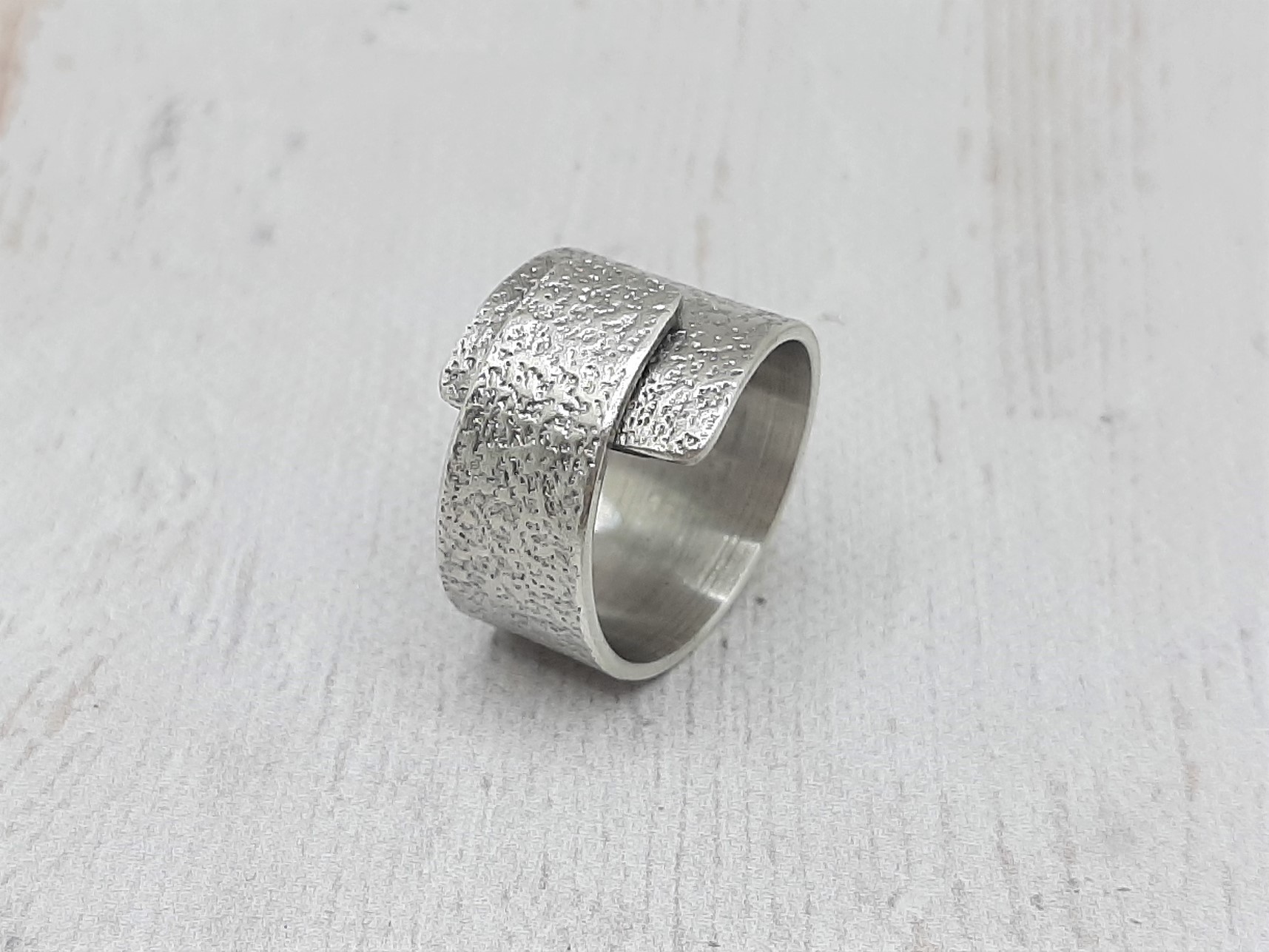 Rusztikus ezüst gyűrű, állítható méretű