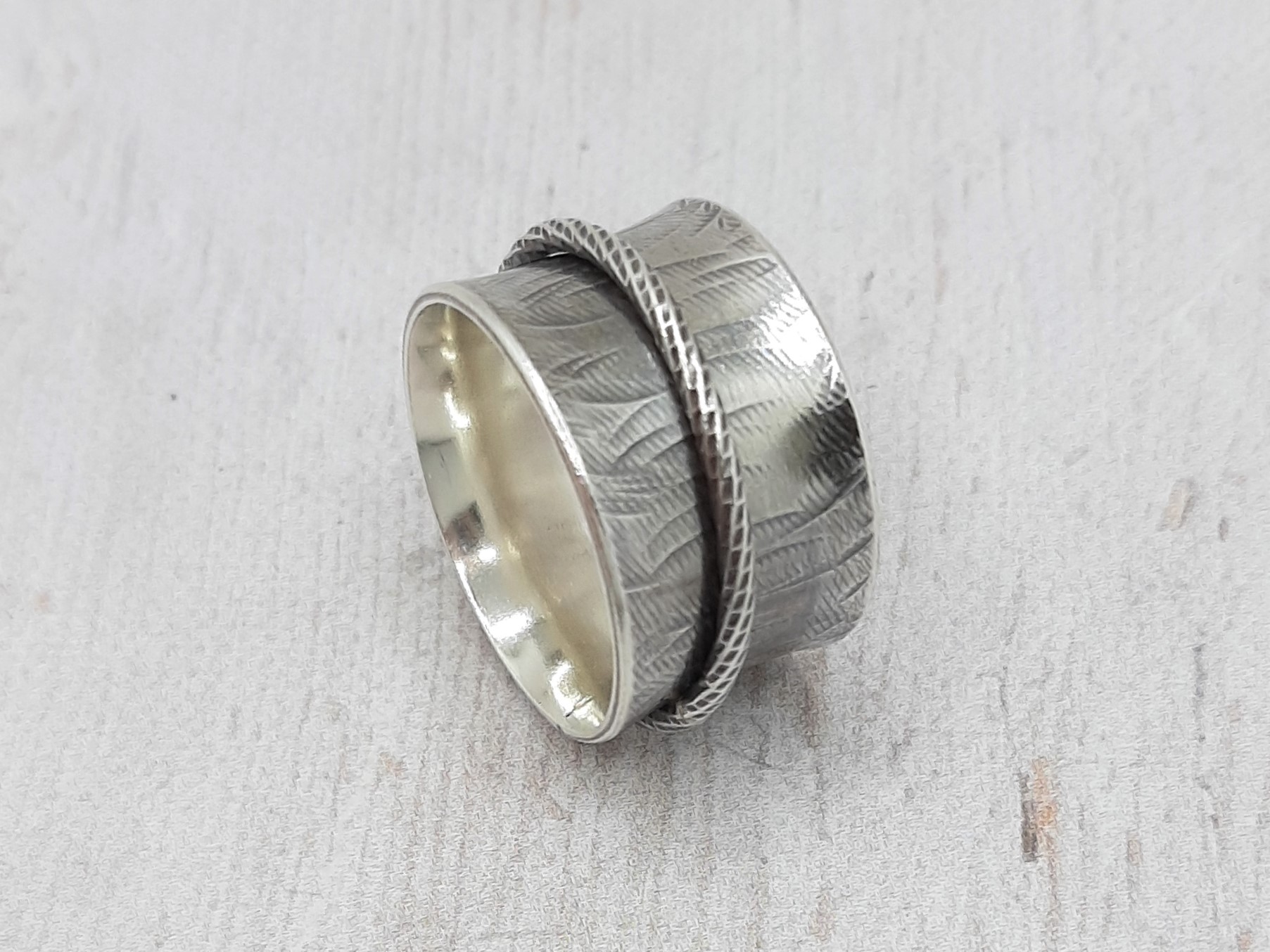 Spinner ezüst gyűrű 2