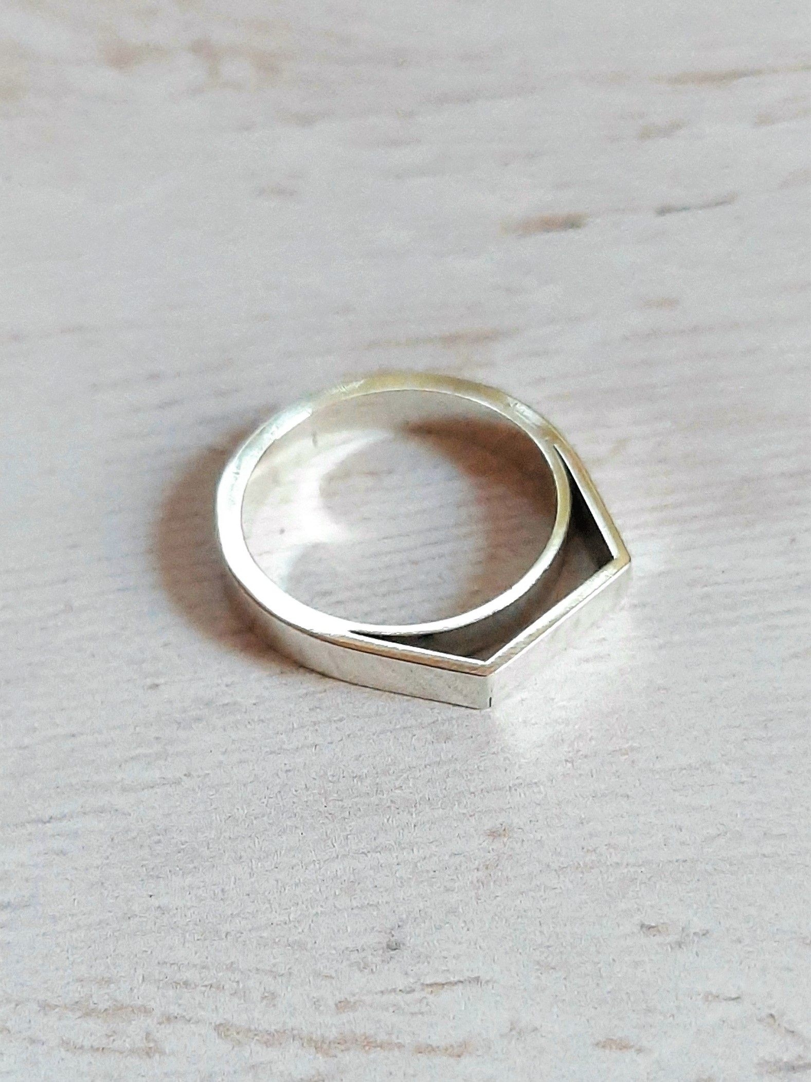 Modern ezüst gyűrű 2.