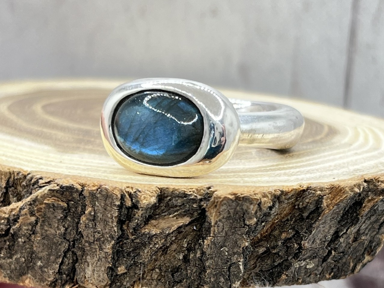 Labradorit ezüst gyűrű