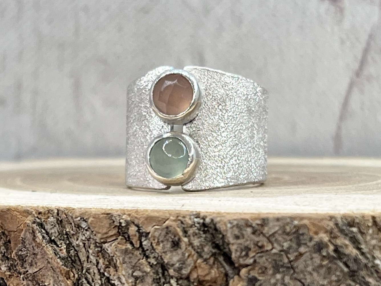 Kalcedon ezüst gyűrű