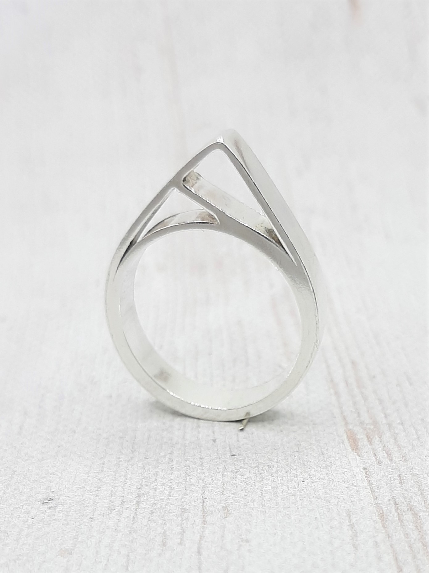Modern ezüst gyűrű 7.